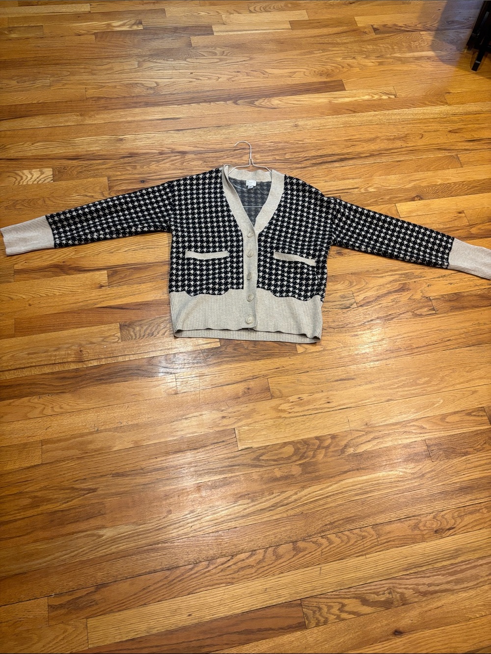 a new day Black and Cream Houndstooth Cardigan size S